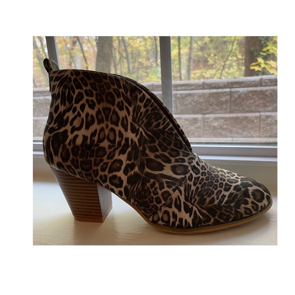 Cheetah booties